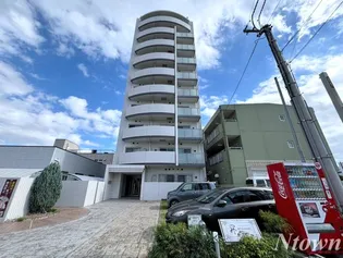 ロイヤルピジョンライズ【3階】の外観