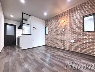 Patina岩塚(パティーナイワツカ)【1階】の外観