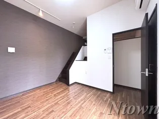 Ampio八田【1階】の外観