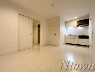 REGALEST LOTUS【1階】の外観