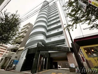 ロイヤルピジョン岩塚【12階】の外観