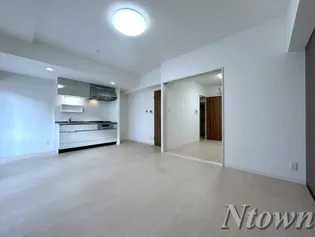 セレブレイト葵【6階】の外観