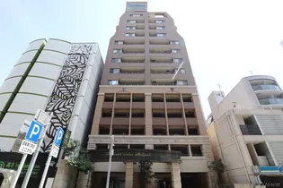 プレサンス栄メディパーク【3階】の外観