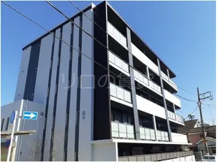 ファミーユ【2階】の外観