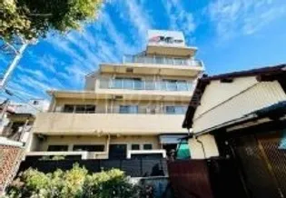 アイトー ロワイヤル青横の画像