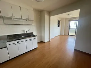 フォブール一色Ⅲ【2階】の居間