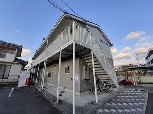 エルディム小栗【1階】の外観