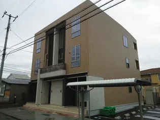 ユマージュ ソレイユの画像