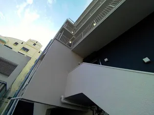 灘ロイヤルハイツ【2階】の外観