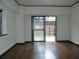 ドール魚崎【5階】の居間