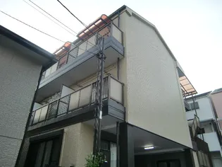 CC9【2階】の外観