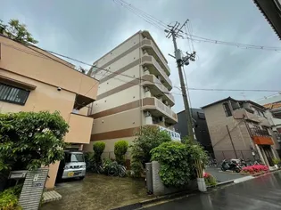 ヴェルドミール小阪【6階】の外観