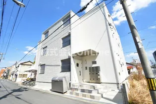 クリエオーレ高井田西【3階】の外観