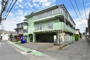 マンションジュエル【2階】の外観
