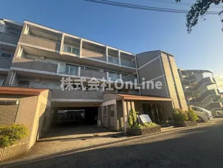ドゥヴァンルパルク川村の画像