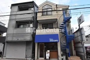 プチコート八尾本町【1階】の外観