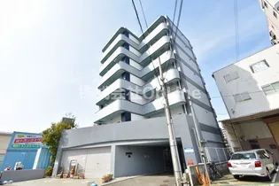 Rising Sun【2階】の外観