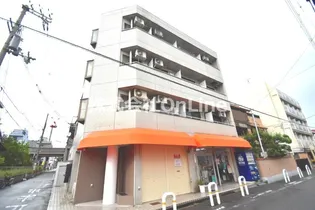 ロイヤルシード小阪【4階】の外観