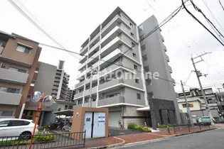 ヴィルヌーブS K Hの画像