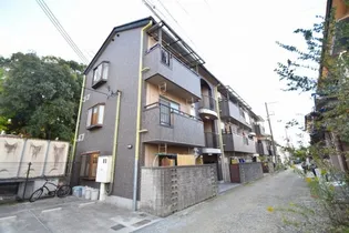 カトルセゾン【2階】の外観