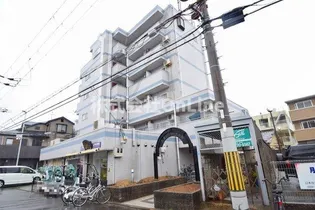 スカイリバー上小阪【2階】の外観