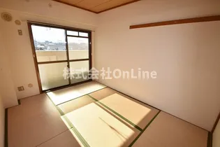 ビューハイム茶の木【306号室】の寝室