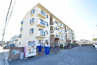 ヴィラ赤とんぼ【4階】の外観