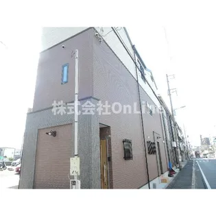 カーサイーストの外観