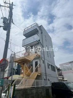 山﨑ビル住居の外観