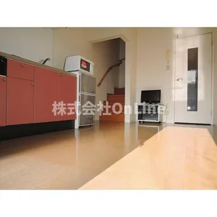 レオパレス蘭の居間