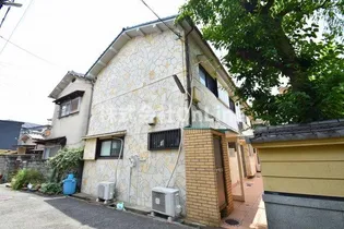 宝持住宅南棟の外観