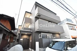 CRYSTAL花園【3階】の外観