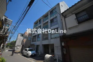 フォートレスコートの画像