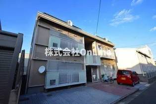 パールシャトー【2階】の外観