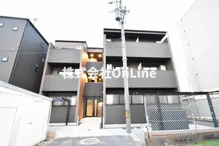 セレニティ荒本B棟【1階】の外観