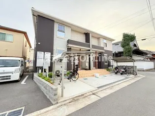 ラリュールの画像