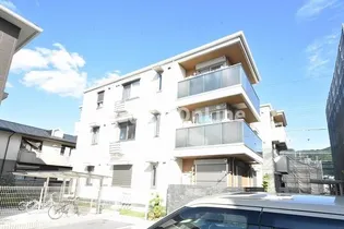 Famille八尾東【3階】の外観