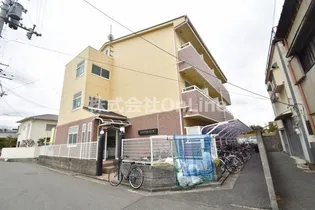 大阪府東大阪市中小阪3丁目【マンション】の外観