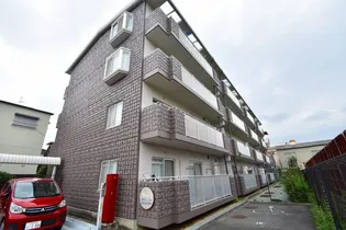 シュロス若江の画像