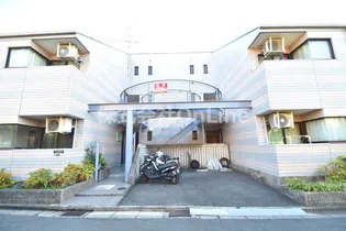 ラ・メゾン中小阪【2階】の外観