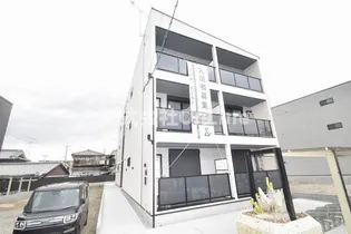 badge tomoi Est Ⅲ【3階】の外観