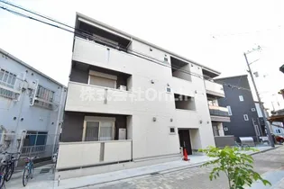 セレナヴィラ小阪W【1階】の外観