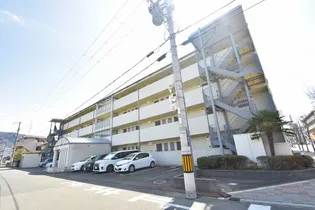 クラージュハイツの画像