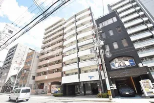 SERENiTE谷四【3階】の外観