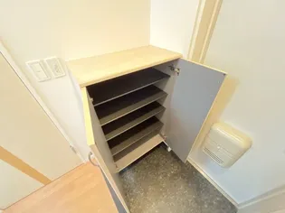 サンタクララ大隅【0102号室】の玄関