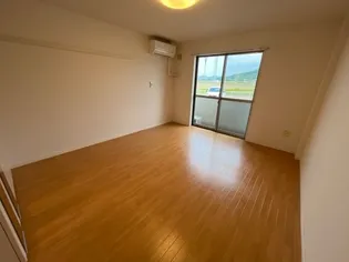 サンタクララ大隅【0102号室】の寝室