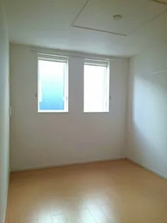 ル レーヴ【0205号室】の居間