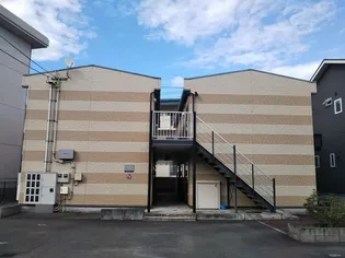 レオパレスフローラ夷山【106号室】の外観