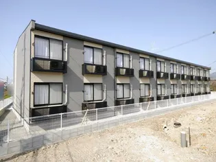 レオパレスアンクル サム【1階】の外観