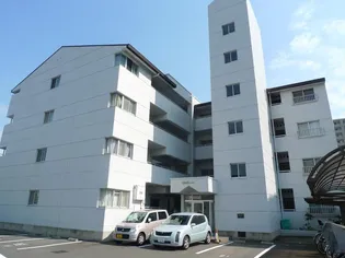 栗林公園東マンション【111号室】の外観